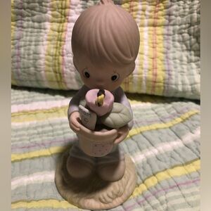 Precious Moments Pink Flower and Bee Keepsake Figurine Special mom